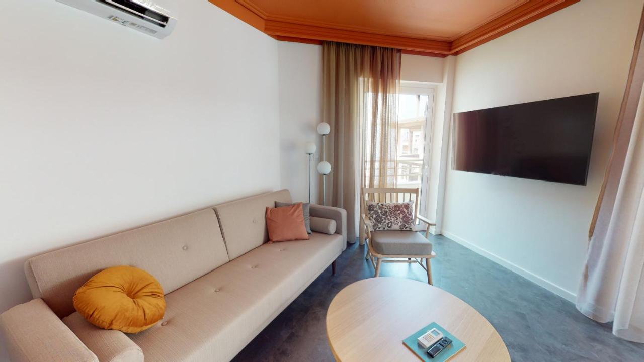 Aparthotel Onezerotwo By Zoia Living à Athènes Extérieur photo