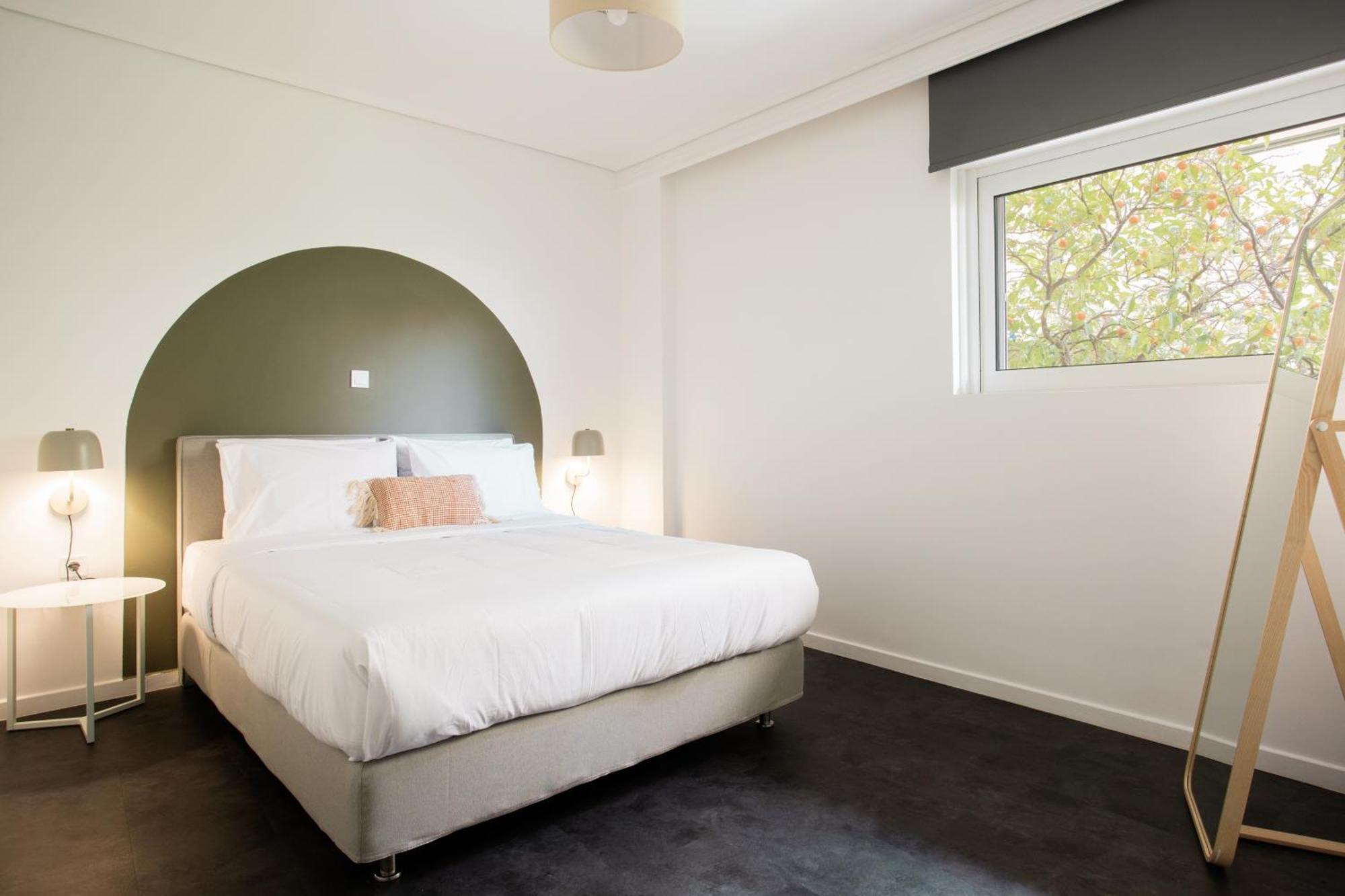 Aparthotel Onezerotwo By Zoia Living à Athènes Extérieur photo