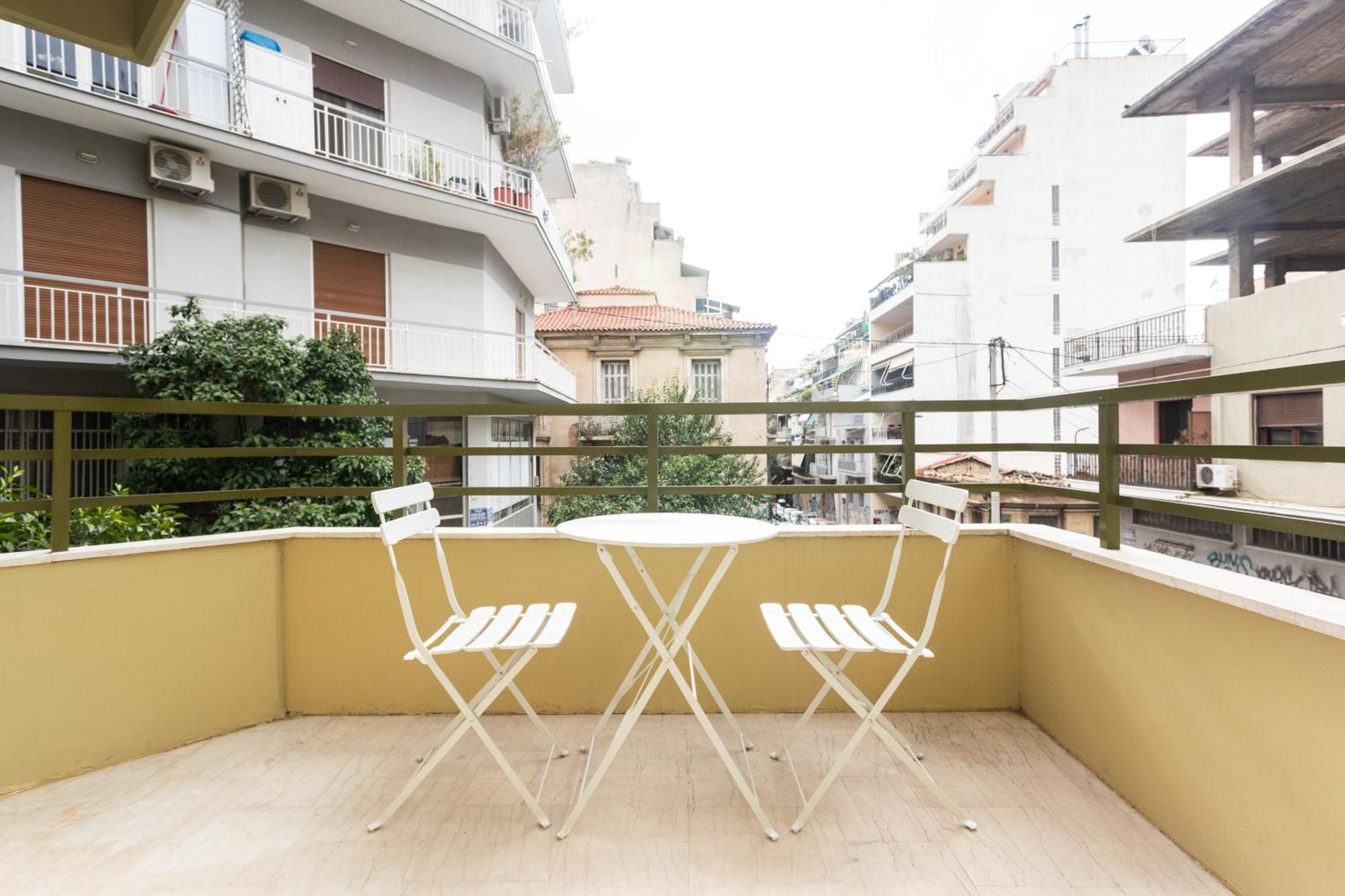 Aparthotel Onezerotwo By Zoia Living à Athènes Extérieur photo