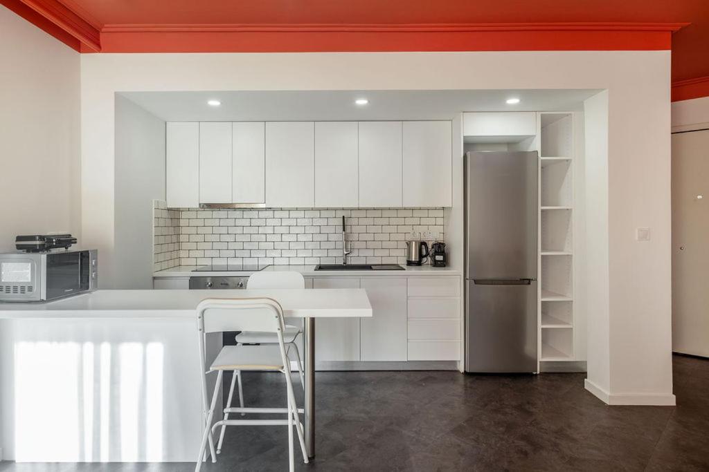 Aparthotel Onezerotwo By Zoia Living à Athènes Extérieur photo